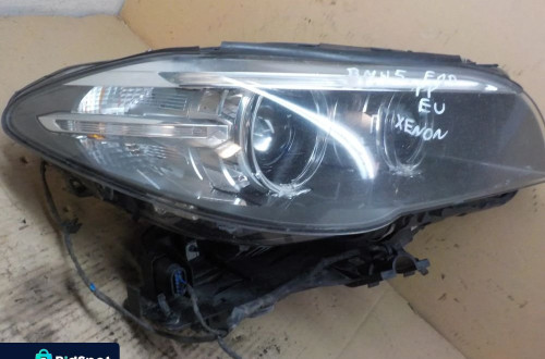 BMW SERIA 5 F10 LIFT LAMPA PRAWA XENON 7317132-10