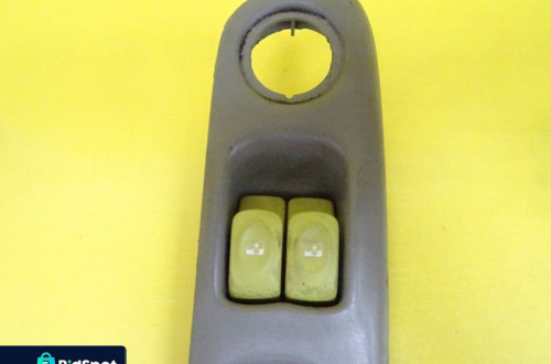 PRZEŁĄCZNIK SZYB PANEL LEWY PRZÓD RENAULT TWINGO I NR207