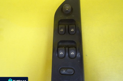 PRZEŁĄCZNIK SZYB PANEL LEWY PRZÓD RENAULT LAGUNA I 7701699599 NR203