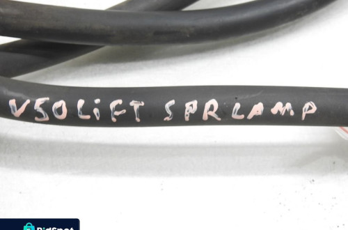 PRZEWÓD SPRYSKIWACZA LAMPY PRZÓD VOLVO V50 LIFT