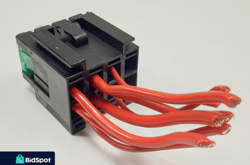 KOSTKA BEZPIECZNIKÓW DACIA SANDERO I