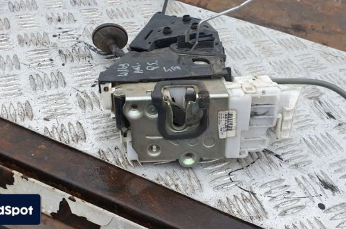 mercedes w169 zamek drzwi prawy tyl tylny 4pin europa