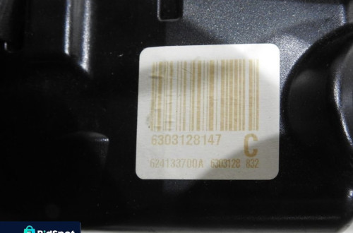 OPARCIE KANAPY PRAWY TYŁ VOLVO V70 III