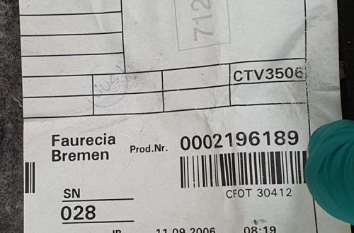 TAPICERKA BOCZEK PRAWY TYŁ MERCEDES W209