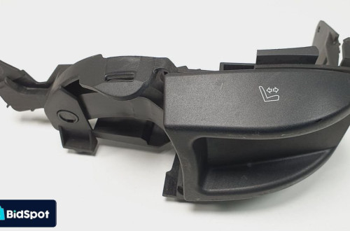 RĄCZKA REGULACJI FOTELA PRAWA BMW 5 F10 7058570