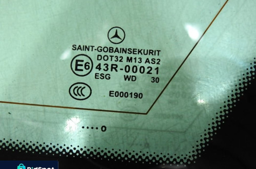 SZYBA KAROSERYJNA PRAWY TYŁ MERCEDES W212 KOMBI