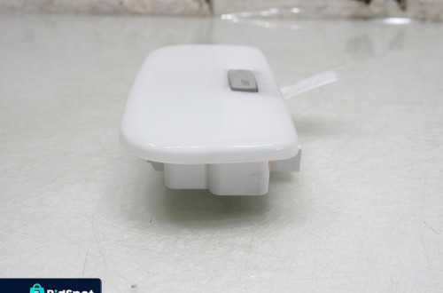 LAMPKA OŚWIETLENIE PODSUFITKI ŚRODEK CAPTUR I