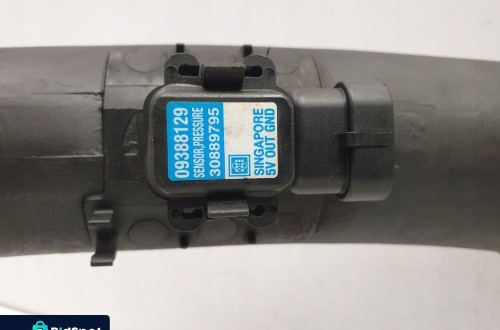 Volvo V40 S40 1.9 D RURA INTERCOOLERA Czujnik