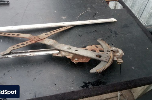 bmw e23 7 podnosnik mechanizm podnoszenia szyby lewy przod