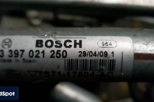 FORD MONDEO MK IV MECHANIZM WYCIERACZEK PRZÓD 7S71-17504-AC