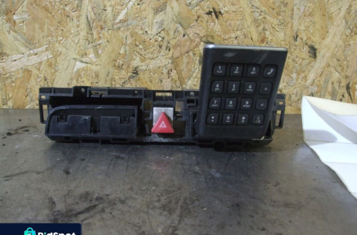 SCHOWEK KONSOLI TELEFON PASSAT B6 3C2857273