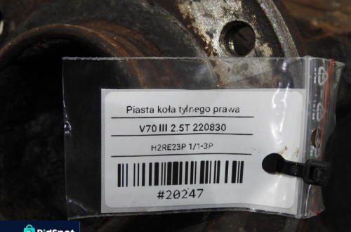 PIASTA ZWROTNICA PRAWY TYŁ VOLVO V70 III 2.5 T