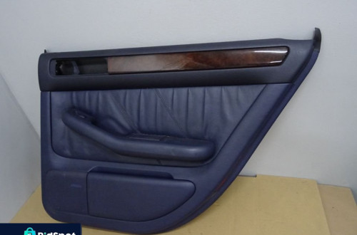 BOCZEK DRZWI PRAWY TYŁ AUDI A6 C5 KOMBI NR288