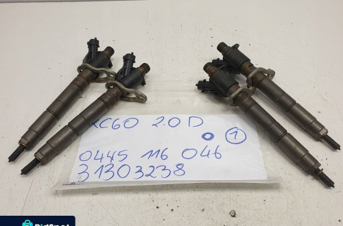 Volvo XC60 2.0 D3 WTRYSKIWACZ wtrysk 0445116046