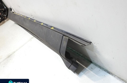 LISTWA NAKŁADKA PROGU PRAWA VOLVO XC90 I 30655190