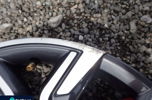 FELGA ALUMINIOWA RENAULT 17" 4X100 7J ET37