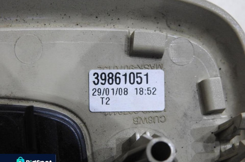 LAMPKA OŚWIETLENIE KABINY VOLVO V70 III 39861051