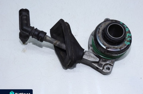 WYSPRZĘGLIK ŁOŻYSKO OPOROWE VOLVO S60 2.4B 8667661