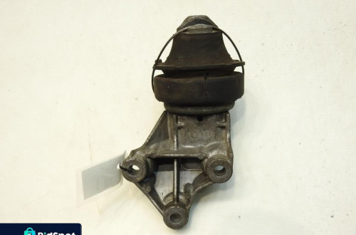 ŁAPA PODUSZKA SILNIKA VOLVO XC90 I 2.5 T 08649262