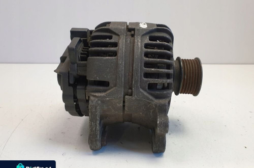 VW Polo III 1.4 16V ALTERNATOR 037903025L
