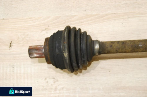 PÓŁOŚ LEWA KRÓTKA VW GOLF V 1.4 FSI SEAT