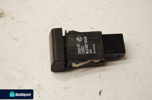 AUDI A3 8L LIFT PRZEŁĄCZNIK ESP 8L0927134B