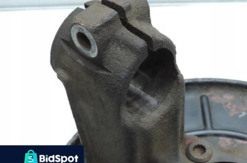 PIASTA ZWROTNICA PRAWY PRZÓD VW TOURAN 1.9 TDI