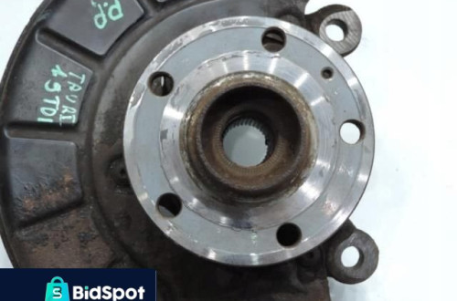 PIASTA ZWROTNICA PRAWY PRZÓD VW TOURAN 1.9 TDI