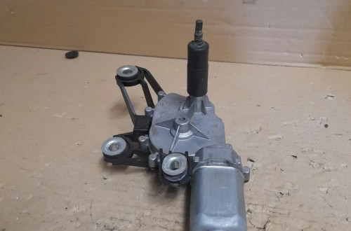 Skoda fabia silniczek wycieraczki tyl tylni 5j7.955.711A