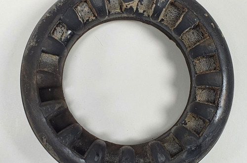 GUMA PODKŁADKA SPRĘŻYNY VOLVO C70 II 3M51-5599-BC