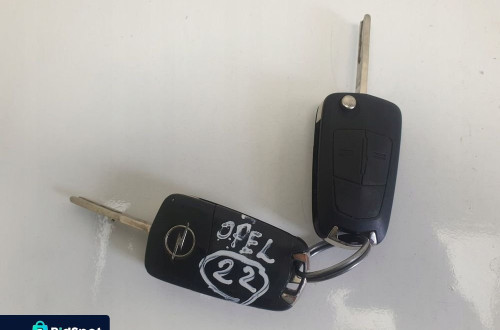 Opel Astra Vectra Meriva Zafira KLUCZYK PILOT