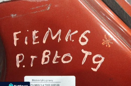 ĆWIARTKA BŁOTNIK PRAWY TYŁ T9 FORD FIESTA MK7