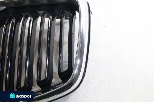 Atrapa Grill Kratka ramka chrom listwy Logo Volvo XC60 II 2 2017-2022