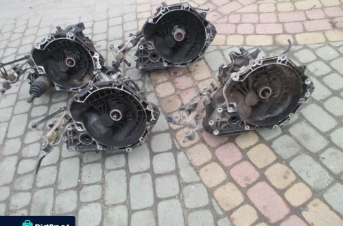 Skrzynia biegów OPEL ASTRA ZAFIRA MERIVA F17C394 F17C374