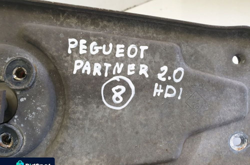 Peugeot Partner I MECHANIZM WYCIERACZEK Silniczek