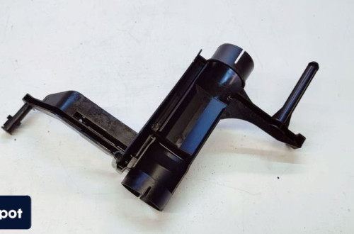 ŁAPACZ OLEJU SKRZYNI BIEGÓW MULITRONIC CVT AUDI A4 B8 A5 A6 0AW301279B