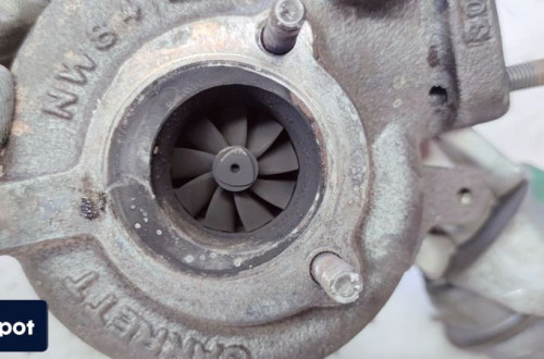 TURBOSPRĘŻARKA AUDI A4 B7 A6 2.0 TDI 03G145702F