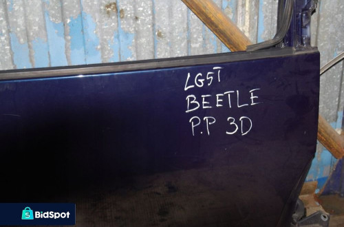 DRZWI PRAWE PRZÓD VW NEW BEETLE 2002R. LG5T ORI