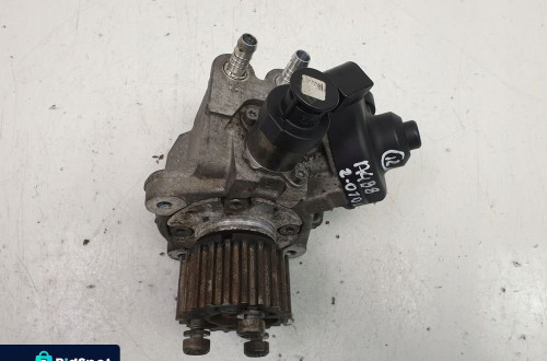 Audi A4 B8 2.0 TDI POMPA WTRYSKOWA 0445010507