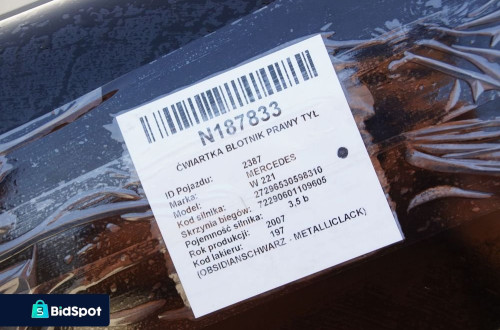 ĆWIARTKA BŁOTNIK PRAWY TYŁ MERCEDES W 221 197 (OBSIDIANSCHWARZ - METALLICLACK)