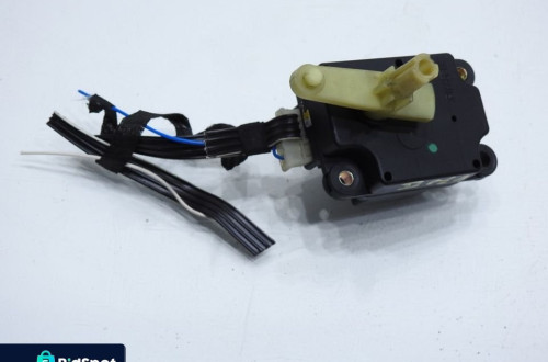 SILNICZEK NAGRZEWNICY VOLVO V70 II 74932 C MR