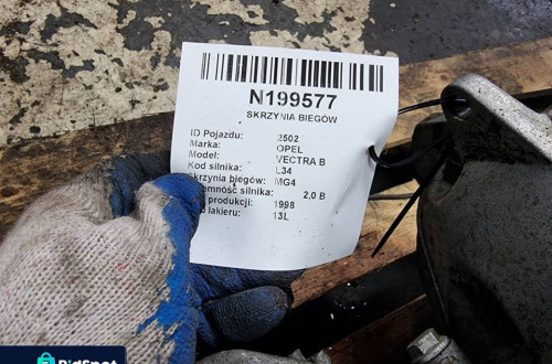SKRZYNIA BIEGÓW OPEL VECTRA B 90522000