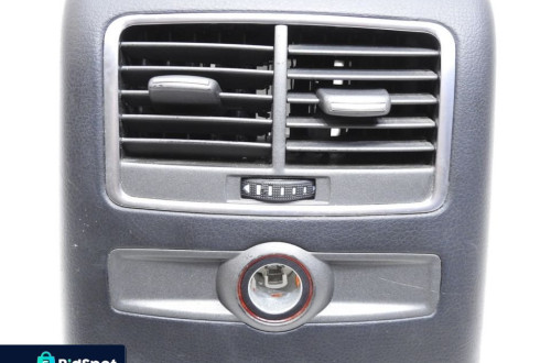 KRATKA NAWIEWU TYŁ AUDI A6 C6