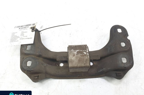 ŁAPA SKRZYNI MERCEDES W220 A2202420101
