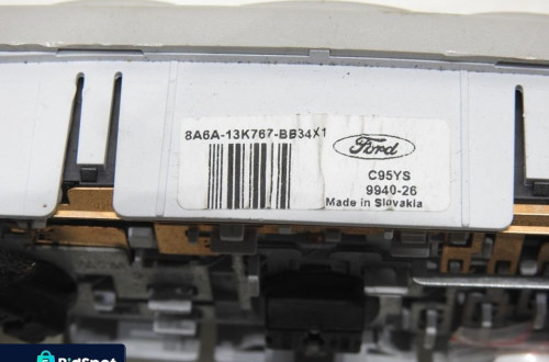 LAMPKA OŚWIETLENIE KABINY FORD S-MAX MK1