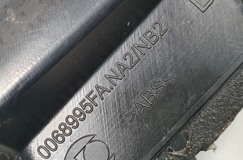 KRATKA NAWIEWU PRAWY TYŁ CITROEN C5 X7 0068995FA