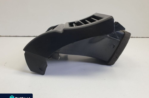 BMW X6 E71 PRAWA KRATKA NAWIEWU Przód 7161804