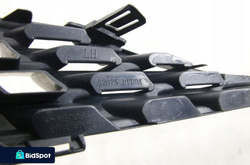 Atrapa Grill Kratka Lewa Oryginał Nissan Juke f15 1 I Lift FL Lci 2014-2019