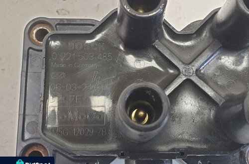 Ford C-Max 1.6 16V CEWKA ZAPŁONOWA