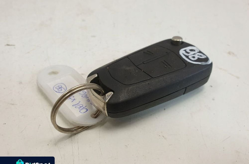 KLUCZYK PILOT OPEL ASTRA H ZAFIRA B 13149658